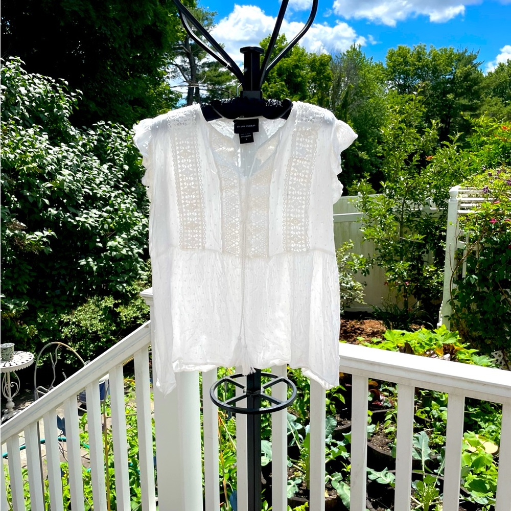 Liv Los Angeles lace Top